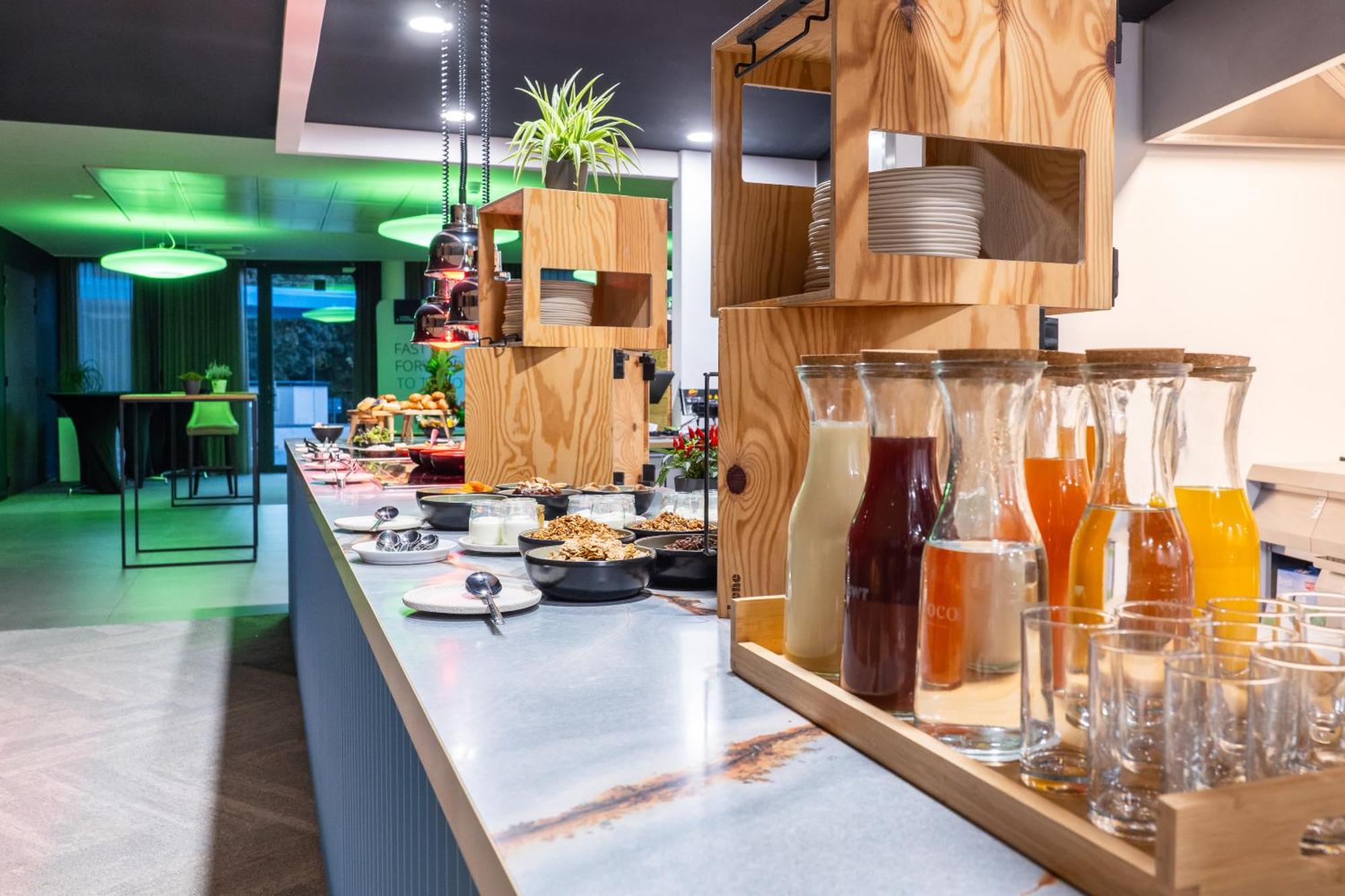 Voco Brussels City North By Ihg Vilvoorde Kültér fotó